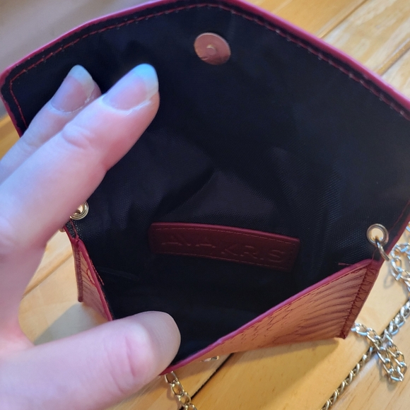 ๐๐3 for $15๐๐ NWOT mini crossbody - Picture 3 of 5